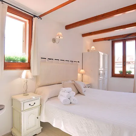B&B Panorama 3*